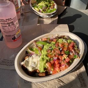 Meet your Posher, Mara